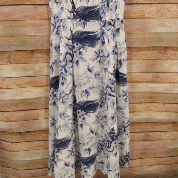 Breeches Blue/Off-White Sleeveless Back-Button Dress 4 - Picture 15 of 16